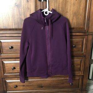 LULULEMON RIBBON HOODIE SZ.12 Color Wine.
